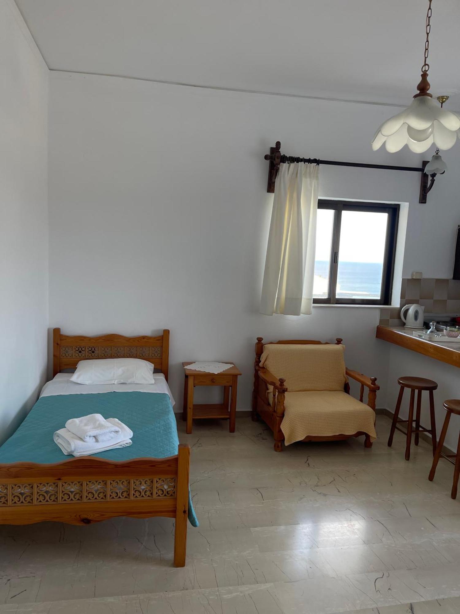 Aeolos Apartments Колимварион Экстерьер фото